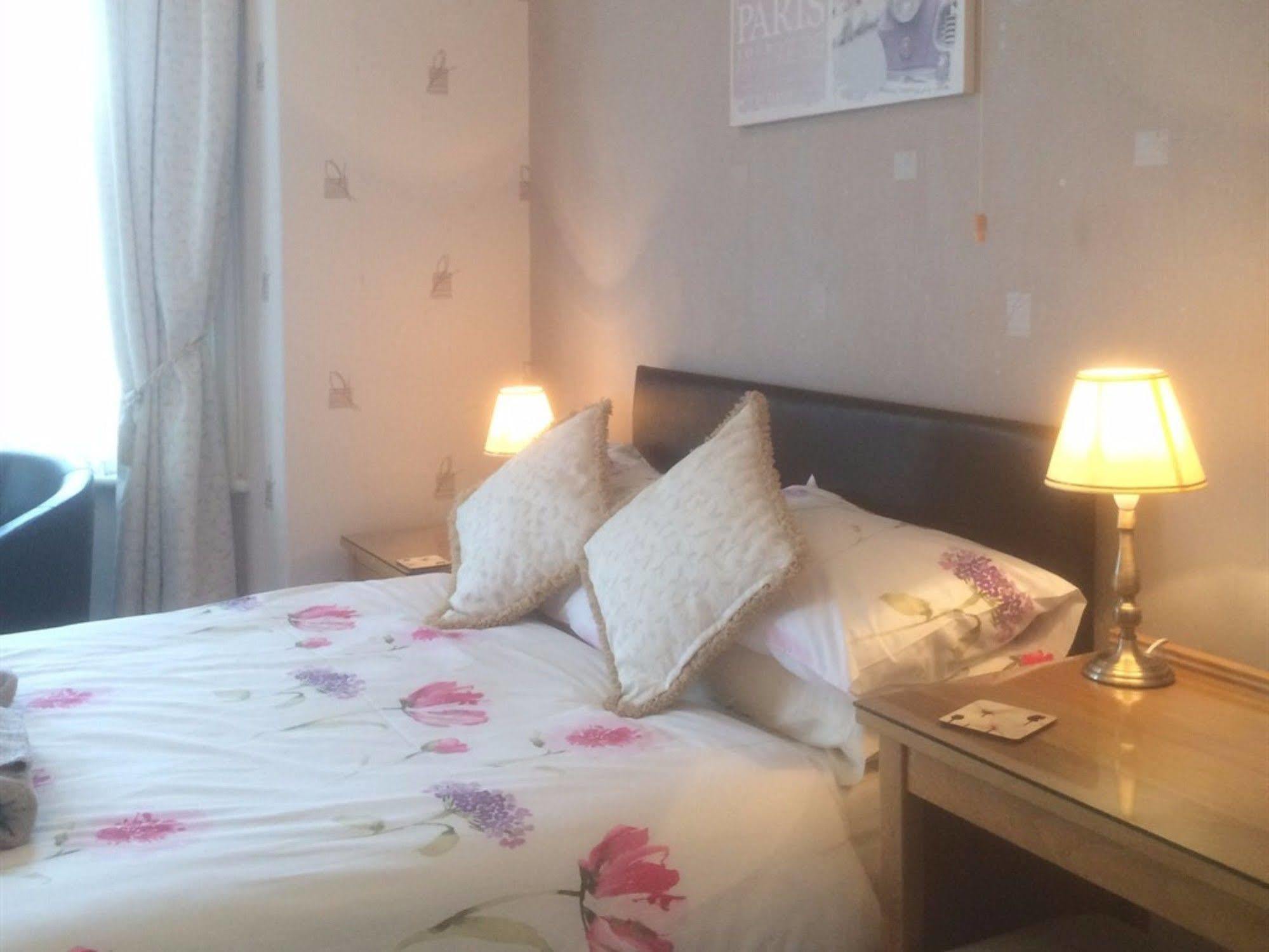 Glenora Guest House Whitby Eksteriør billede