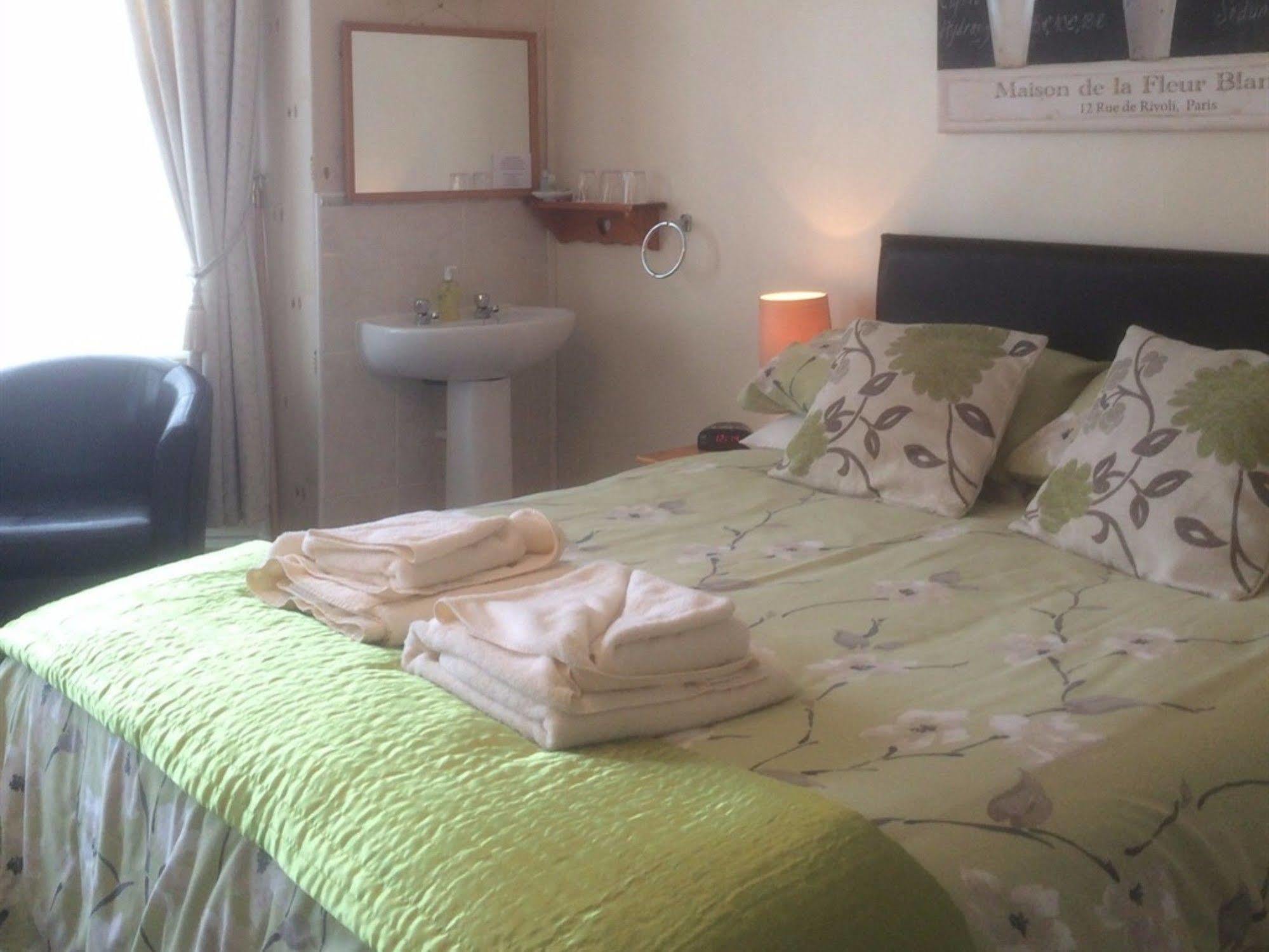 Glenora Guest House Whitby Eksteriør billede