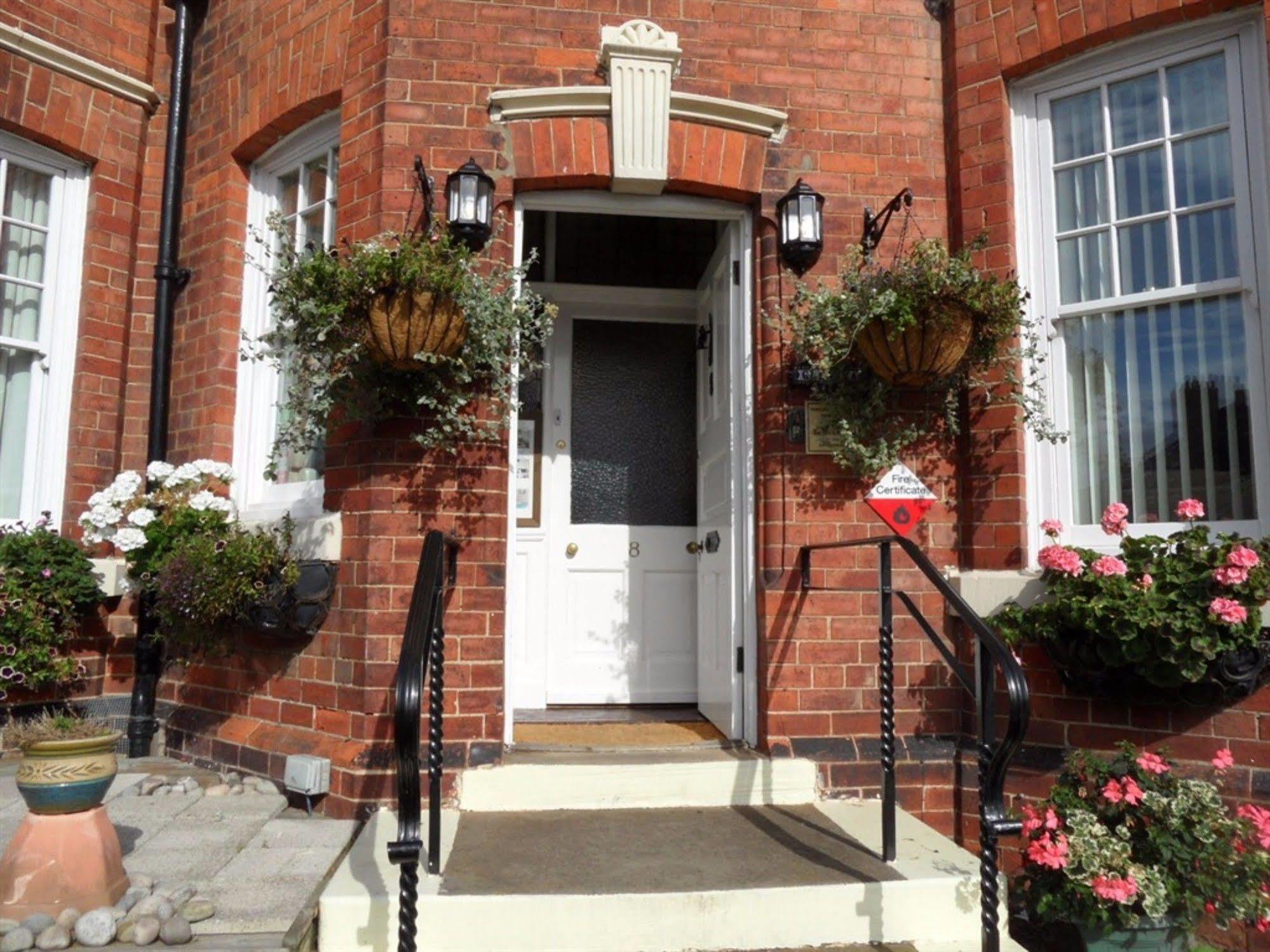 Glenora Guest House Whitby Eksteriør billede